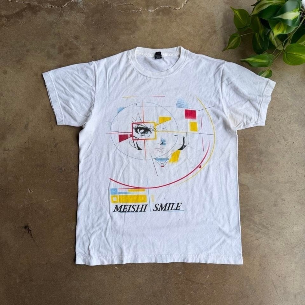 Y2K meishi smile anime band graphic tee size Small